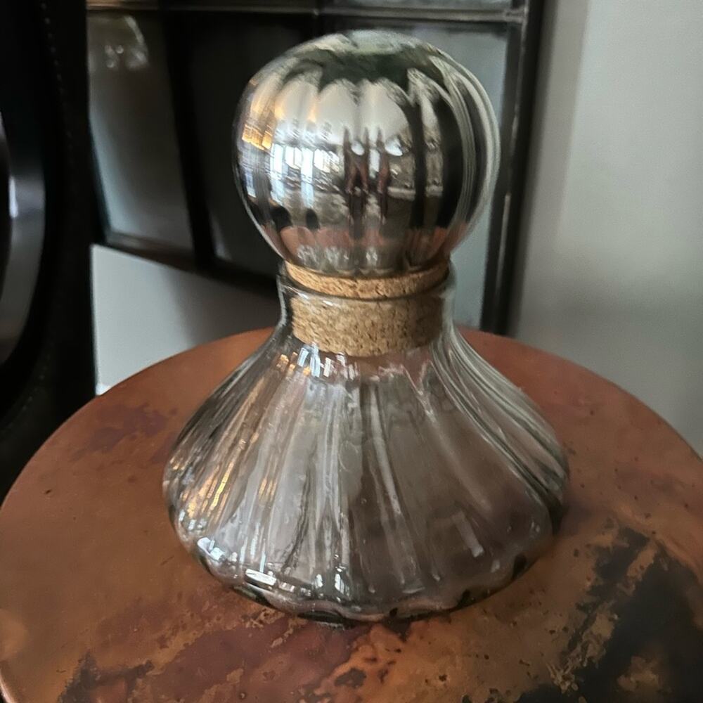 Gorgeous mercury Top Vessel 8” wide 8 inches tall